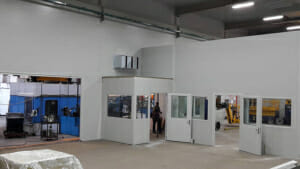 Soundproof booths with soundproof glazing for transmission test benches and control station