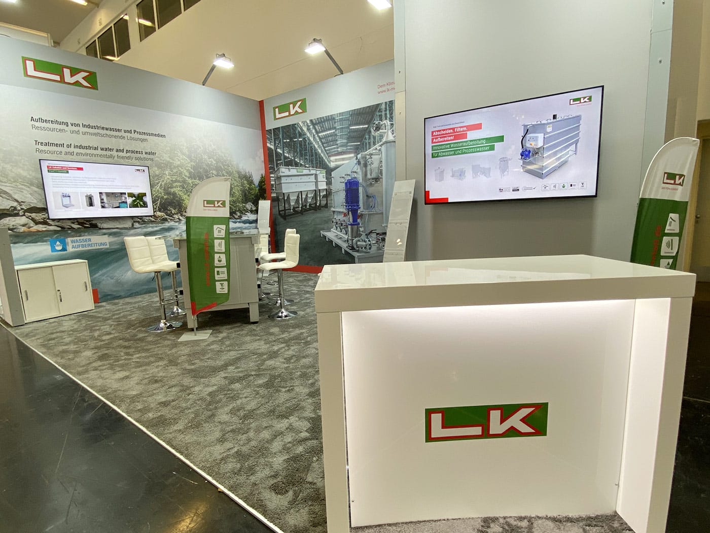 Der Messestand von LK Metallwaren auf der IFAT Messe 2024, präsentiert Lösungen zur Behandlung von Industrie- und Prozesswasser.